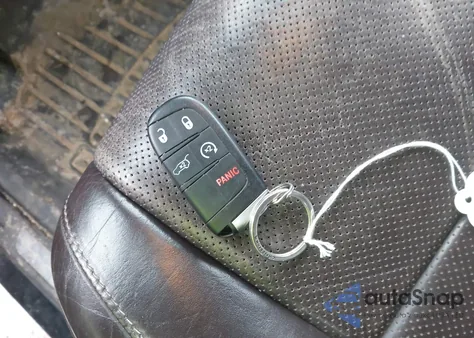 2014 Jeep Grand Cherokee Summit z USA, uszkodzony, nr VIN 1C4RJFJG2EC492667